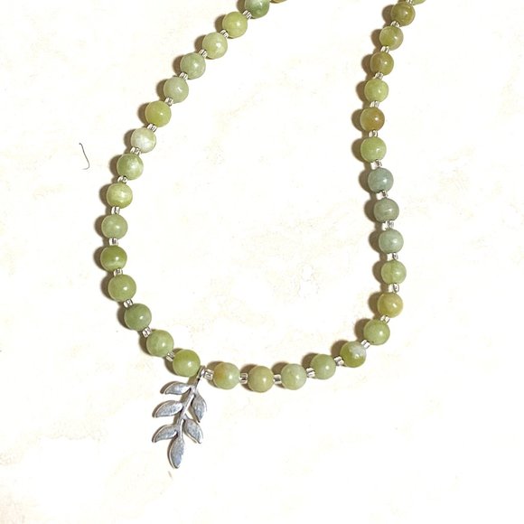 Serpentine Stone Silver Leaf Branch Necklace, Genuine Gemstone Beaded Necklace - Picture 5 of 9
